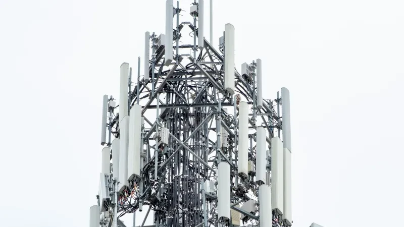 cell-tower-5207588_1920